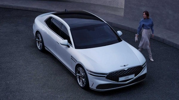 Компания Genesis будет оснащать седан G90 гибридным двигателем на основе V6 