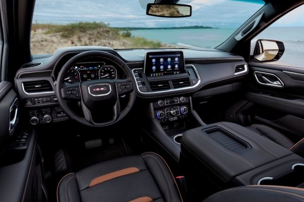 Компания GMC снова переписала ценники на огромной внедорожник Yukon 2022 года Компания GMC снова переписала ценники на огромной внедорожник Yukon 2022 года