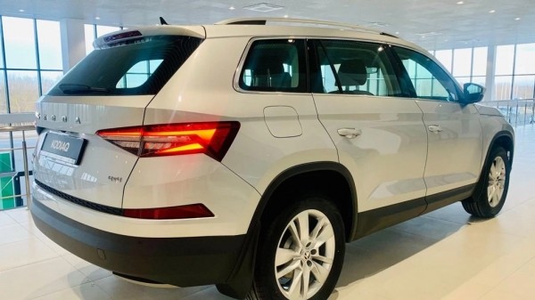 Компания Skoda отзывает в России более 1,8 тысячи кроссоверов Skoda Kodiaq Компания Skoda отзывает в России более 1,8 тысячи кроссоверов Skoda Kodiaq