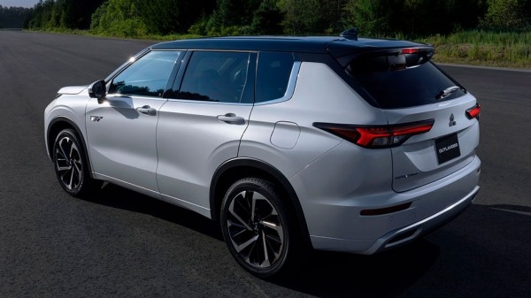 Кроссовер Mitsubishi Outlander получил высшую оценку безопасности по японской программе JNCAP Кроссовер Mitsubishi Outlander получил высшую оценку безопасности по японской программе JNCAP