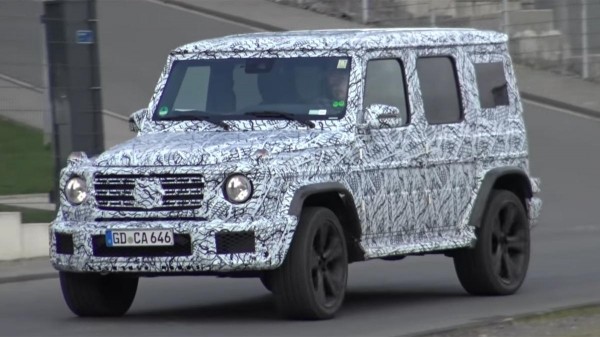 На тестах запечатлен прототип обновленного внедорожника Mercedes-AMG G63 На тестах запечатлен прототип обновленного внедорожника Mercedes-AMG G63