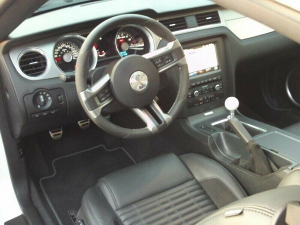 Один из двух редких прототипов Shelby GT500 2011 года продают по цене нового GT500