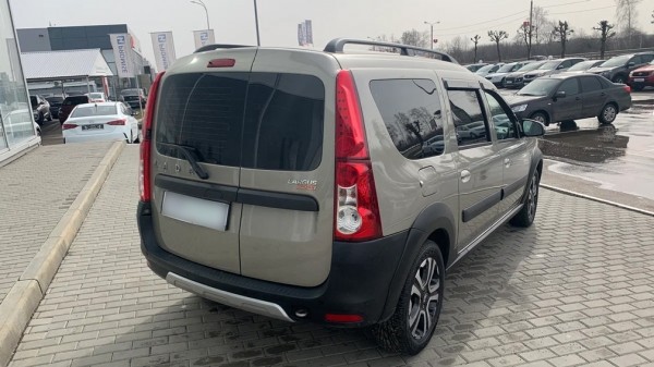 Универсал LADA Largus Cross оснастили новым мотором ВАЗ 11182