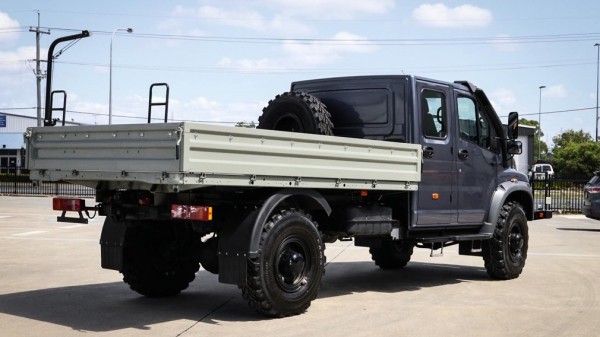 В Австралию доставили первый шестиместный вездеход ГАЗ Садко-Next В Австралию доставили первый шестиместный вездеход ГАЗ Садко-Next