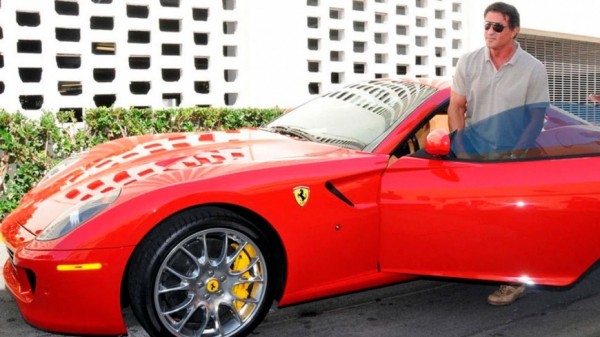 В Интернете рассказали, какие автомобили выбирают герои боевиков в реальной жизни В Интернете рассказали, какие автомобили выбирают герои боевиков в реальной жизни