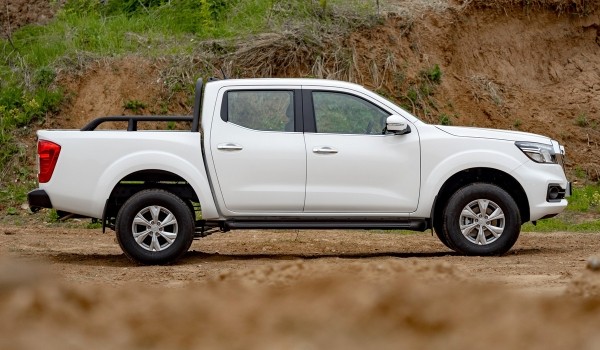 На российский рынок выходит пикап DF 6: объявлена цена На российский рынок выходит пикап DF 6: объявлена цена