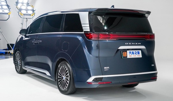 Mercedes и BYD подготовили роскошный минивэн Denza D9 Mercedes и BYD подготовили роскошный минивэн Denza D9