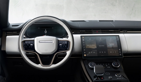 Дебютировал Range Rover Sport третьего поколения