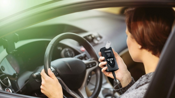 В РФ создали ГОСТ для автомобильных алкозамков