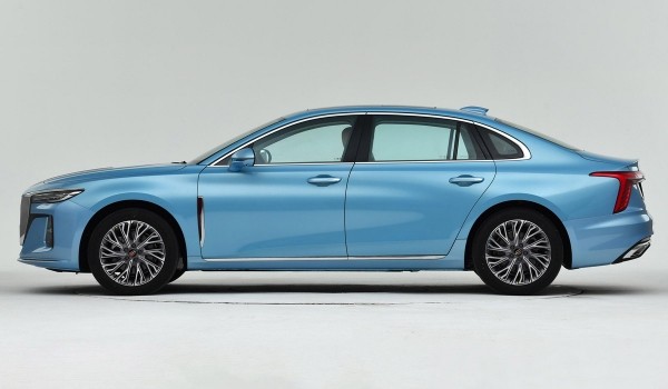 Седан Hongqi H5 второго поколения дебютировал в трех версиях