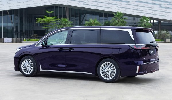 Представительский минивэн Voyah Dreamer выходит на рынок