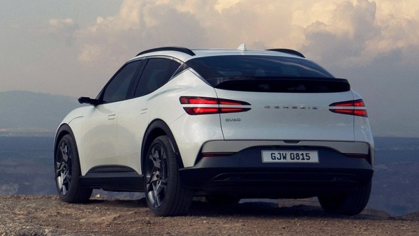 Стала известна стоимость кроссовера Genesis GV60 2023 модельного года