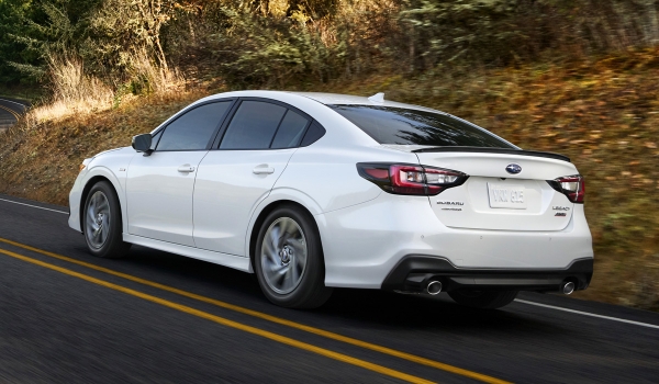 Седан Subaru Legacy обновлен после модели Outback Седан Subaru Legacy обновлен после модели Outback