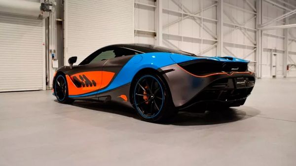 Компания McLaren подготовила особый 720S посвященный гонке Формула-1 в Майами Компания McLaren подготовила особый 720S посвященный гонке Формула-1 в Майами