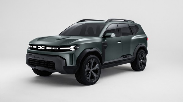 Новые кроссоверы Duster и Bigster готовы на 99%, несмотря на уход шеф-дизайнера Dacia Новые кроссоверы Duster и Bigster готовы на 99%, несмотря на уход шеф-дизайнера Dacia