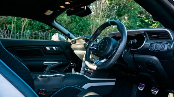 Британский дилер компании Ford построил аналог Shelby GT500