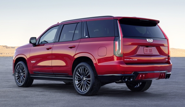Представлен «заряженный» внедорожник Cadillac Escalade-V