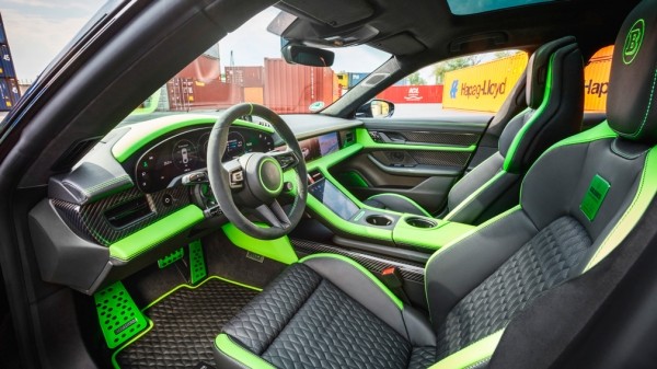 Ателье Brabus подготовило тюнинг для электрического Porsche Taycan