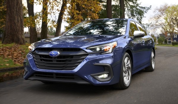 Седан Subaru Legacy обновлен после модели Outback Седан Subaru Legacy обновлен после модели Outback