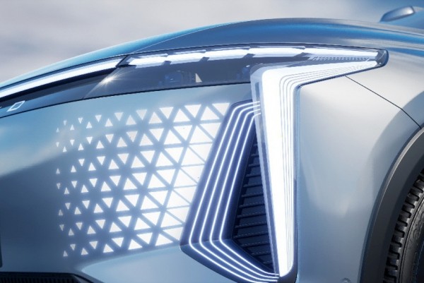 Chery готовит яркий кроссовер Exeed AtlantiX