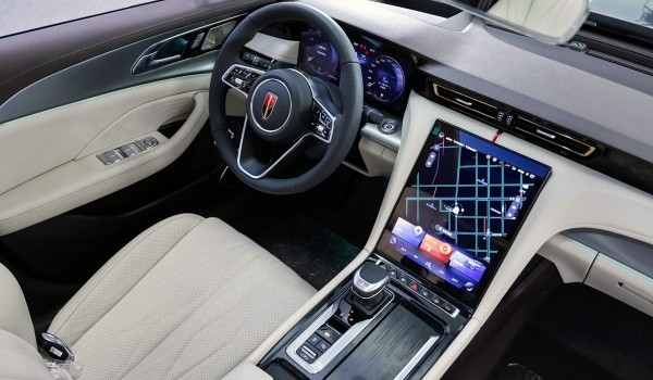 Седан Hongqi H5 второго поколения дебютировал в трех версиях