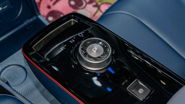 Компания Geely рассекретила компактный электрокар дешевле Lada Xray