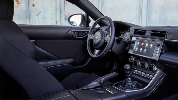 Toyota предложит трековый пакет для Circuit Pack для модели GR 86