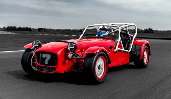 Новый Caterham Seven 420 Cup: для трек-дней и обычных дорог Новый Caterham Seven 420 Cup: для трек-дней и обычных дорог