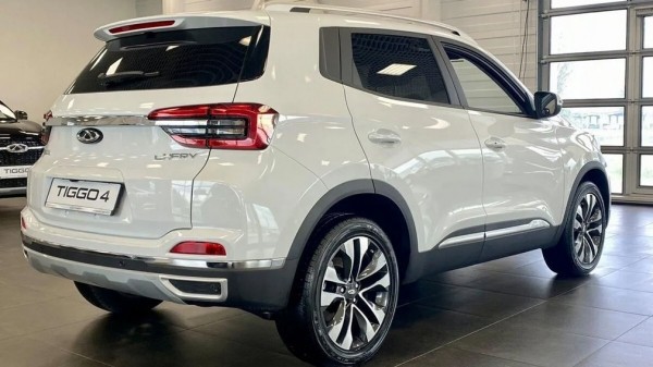 Компания Chery увеличила скидки на кроссовер Chery Tiggo 4 в России на 50-60 тыс. рублей Компания Chery увеличила скидки на кроссовер Chery Tiggo 4 в России на 50-60 тыс. рублей