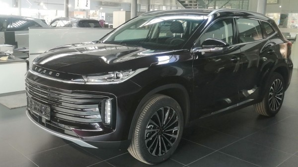 Российские дилеры Porsche начали продавать китайские автомобили в мае 2022 года