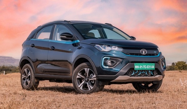 Электромобиль Tata Nexon EV стал мощнее и дальнобойнее