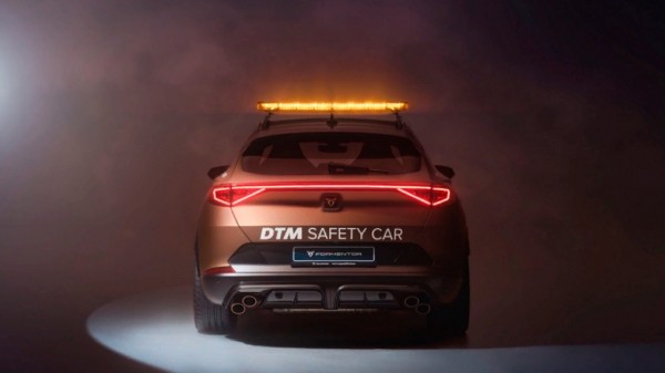 Cupra Formentor VZ5 стал пейс-каром DTM