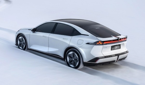 Компания Changan представила серийный лифтбек Shenlan SL03