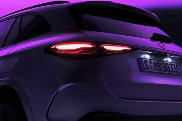 Новый кроссовер Mercedes-Benz GLC покажут в первый день лета Новый кроссовер Mercedes-Benz GLC покажут в первый день лета