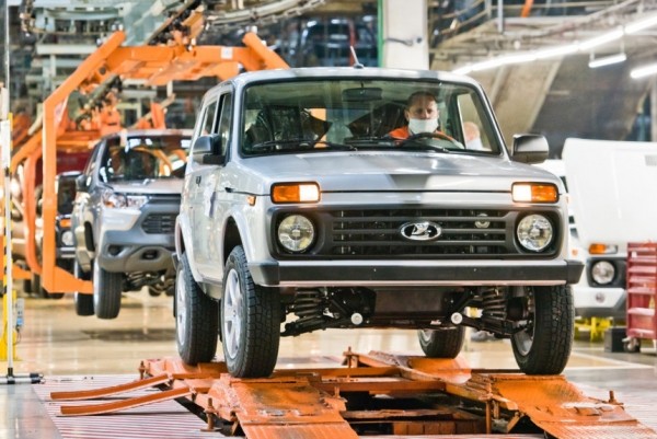 АВТОВАЗ опять простаивает из-за нехватки компонентов