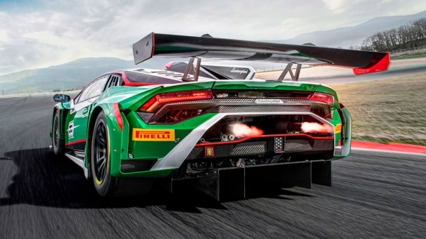 Компания Lamborghini представила спецверсию Huracan GT3 EVO2