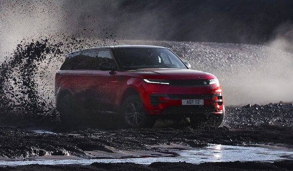 Дебютировал Range Rover Sport третьего поколения