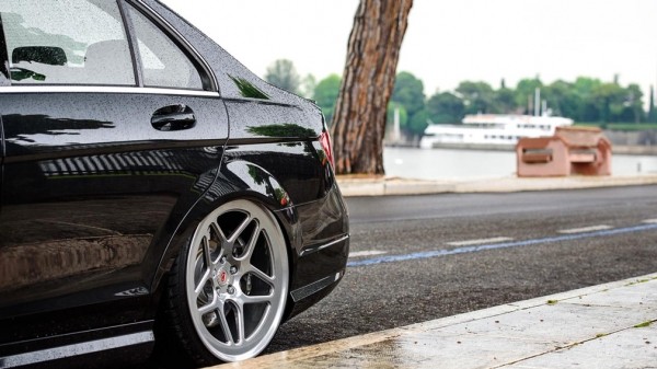 Преимущества и недостатки колесных дисков разных видов: кованых, литых, штампованных Преимущества и недостатки колесных дисков разных видов: кованых, литых, штампованных