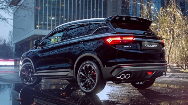 Компания Geely представила для рынка РФ специальную серию кроссовера Coolray NERO