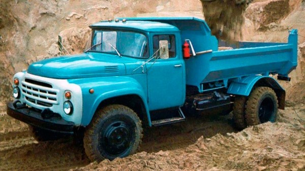 ТОП-3 советских автомобилей-трудяг