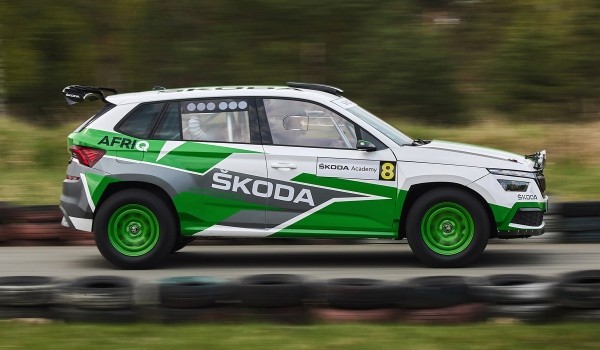 Концепт Skoda Afriq соединил гены трех моделей Концепт Skoda Afriq соединил гены трех моделей