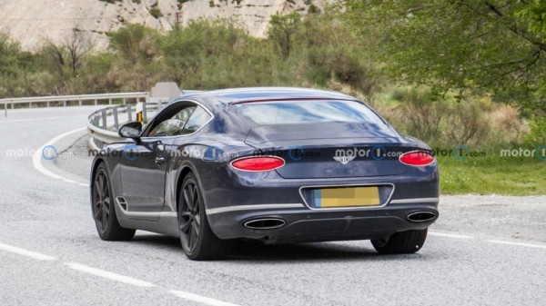 Компания Bentley тестирует плагин-гибридную версию купе Continental GT Компания Bentley тестирует плагин-гибридную версию купе Continental GT