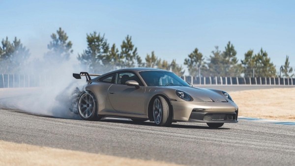 Компания Porsche еще не приняла решения о выходе на фондовый рынок 