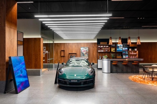 Компания Porsche открывает эксклюзивные студии в 3 крупных городах Компания Porsche открывает эксклюзивные студии в 3 крупных городах