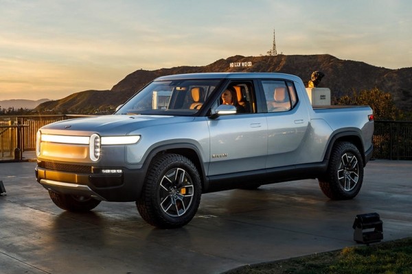Компания Rivian объявила об отзыве порядка 10% своих электромобилей Компания Rivian объявила об отзыве порядка 10% своих электромобилей