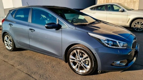 На Авто.ру выставили на продажу 10-летний Kia Cee'd с крошечным пробегом за 1 млн 370 тысяч рублей На Авто.ру выставили на продажу 10-летний Kia Cee'd с крошечным пробегом за 1 млн 370 тысяч рублей