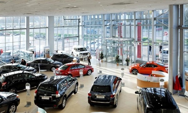 Названы четыре условия, при которых продажи автомобилей в РФ начнут расти в 2022 году Названы четыре условия, при которых продажи автомобилей в РФ начнут расти в 2022 году