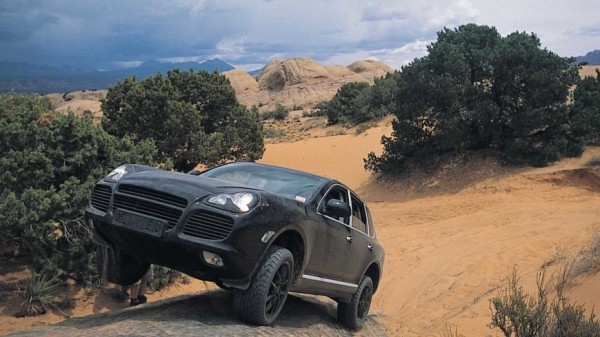 Porsche считает, что кроссовер Cayenne станет преемником культового Porsche 959 Porsche считает, что кроссовер Cayenne станет преемником культового Porsche 959