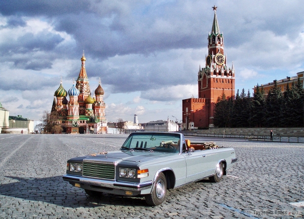 Самые торжественные: названы все автомобили-участники Парадов Победы на Красной Площади Самые торжественные: названы все автомобили-участники Парадов Победы на Красной Площади