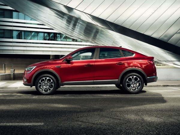 Сборку кроссоверов марки Renault в Москве больше вести не будут